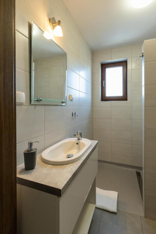 Golden Lofer Apartment Stary Gielad Luaran gambar