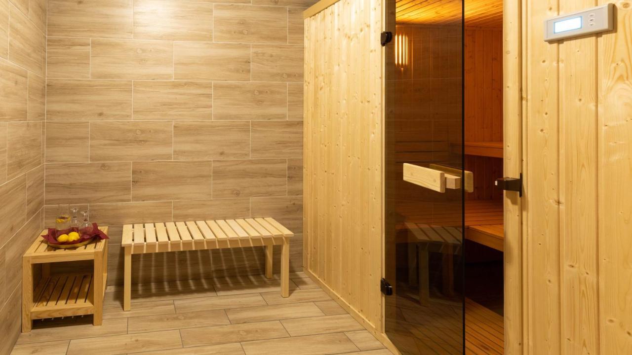 Golden Lofer Apartment Stary Gielad Luaran gambar